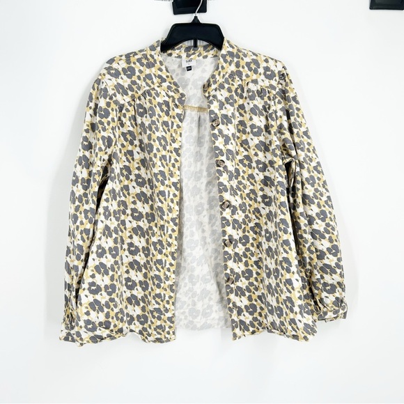 Cabi Providence Shirt Jacket Button Safari Print Size Medium #5854 - Picture 3 of 7